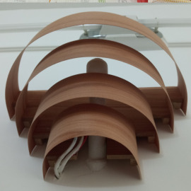 چراغ دیواری ساخته شده از روکش چوب